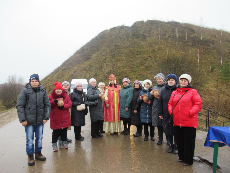 Есть город в просторах России